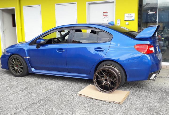 amortisseur pour voiture Martinique